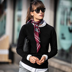 Women’s Newport – luxury lightweight crewneck