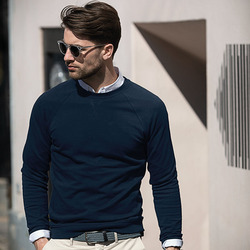 Newport – luxury lightweight crewneck